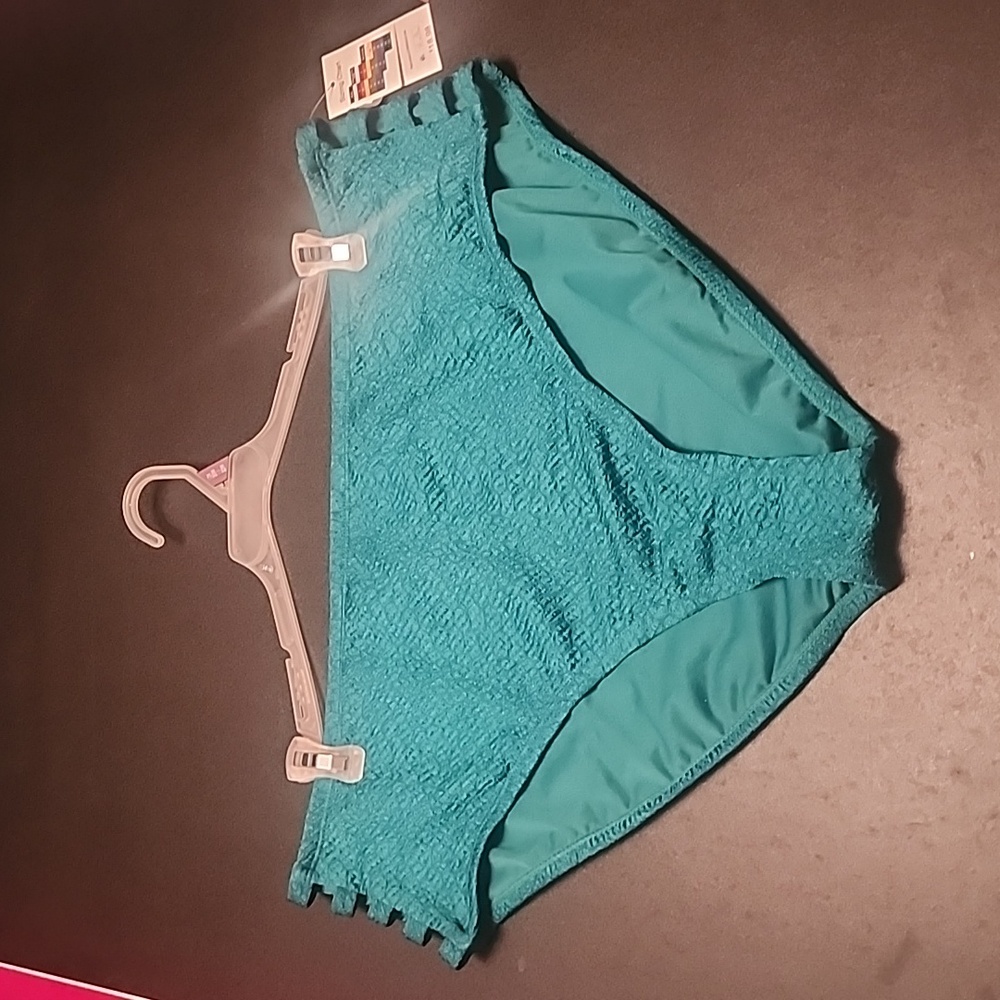 Time and Tru 2x Swim bottoms